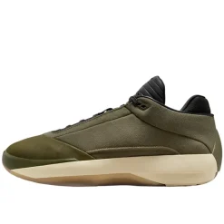 40 Heritage Basketball Shoe