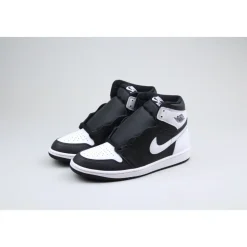 1 Retro High OG 'Reverse Panda'