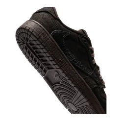 1 Retro Low OG SP Travis Scott 'Velvet Brown'
