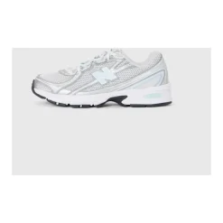 740 Sneaker
