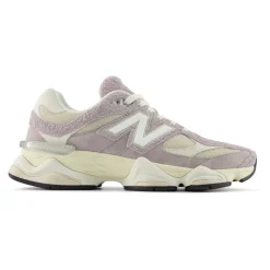 9060 Sneakers