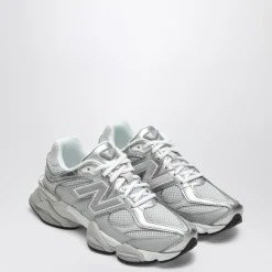 9060 Sneakers