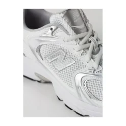 530 Sneakers