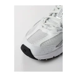 530 Sneakers