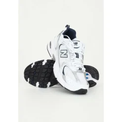 530 Sneakers