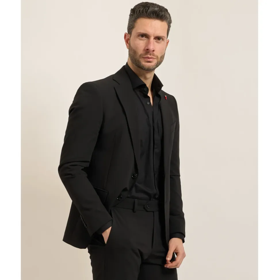 AB7200 Suit
