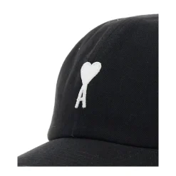 Ami De Coeur Felt Cap