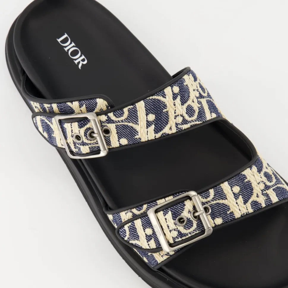 Aqua Sliders