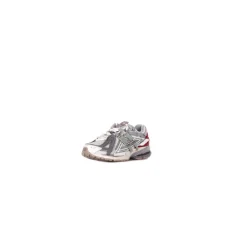 1906A Sneakers