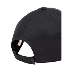 Caps