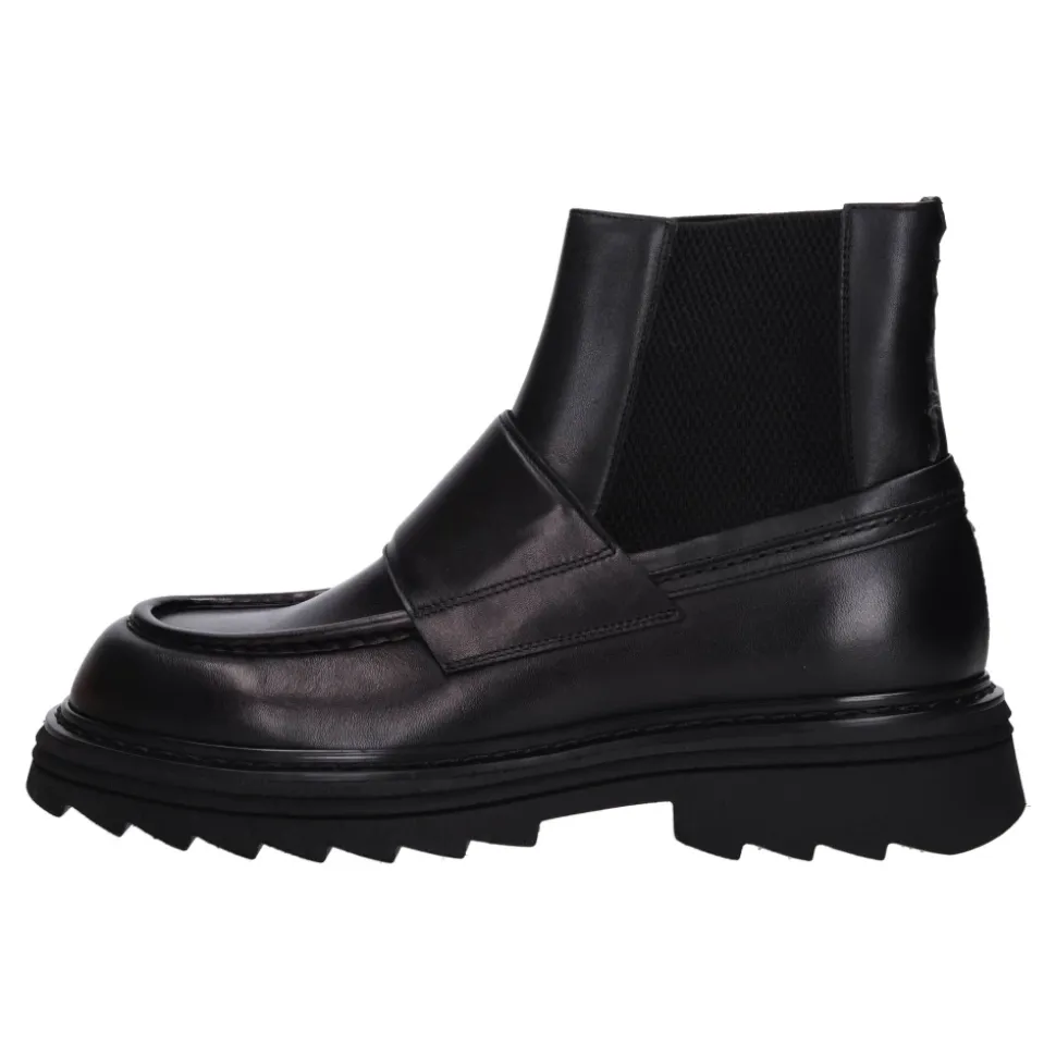 Chelsea Boots