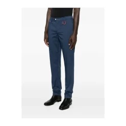Chinos