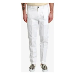 Chinos