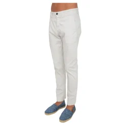 Chinos