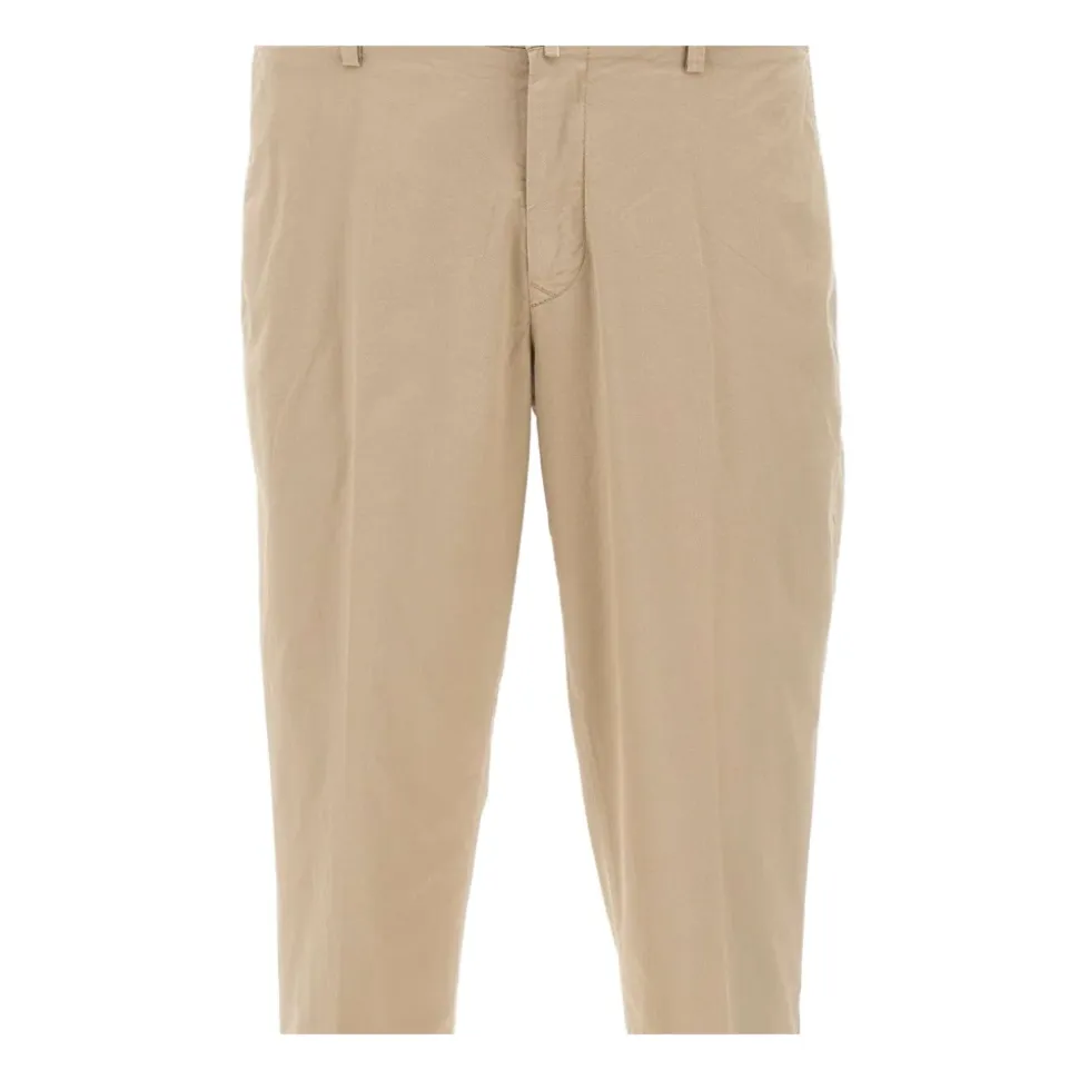 Chinos