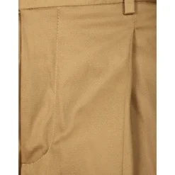 Chinos