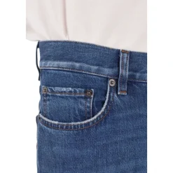 City Straight Jeans