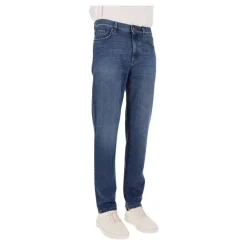 City Straight Jeans