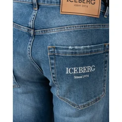 Classic Slim Fit Jeans
