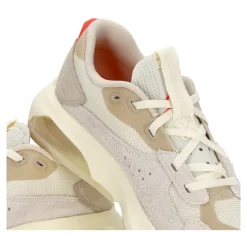 Coconut Milk Low Sneaker met Infrared23