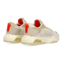 Coconut Milk Low Sneaker met Infrared23