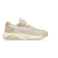 Coconut Milk Low Sneaker met Infrared23