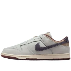 Dunk Low Retro SE