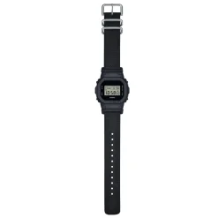 DW-5600BCE-1ER Klassiek Digitale Horloge met Cordura Band