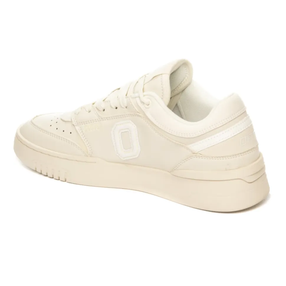 Eclipse Sneaker