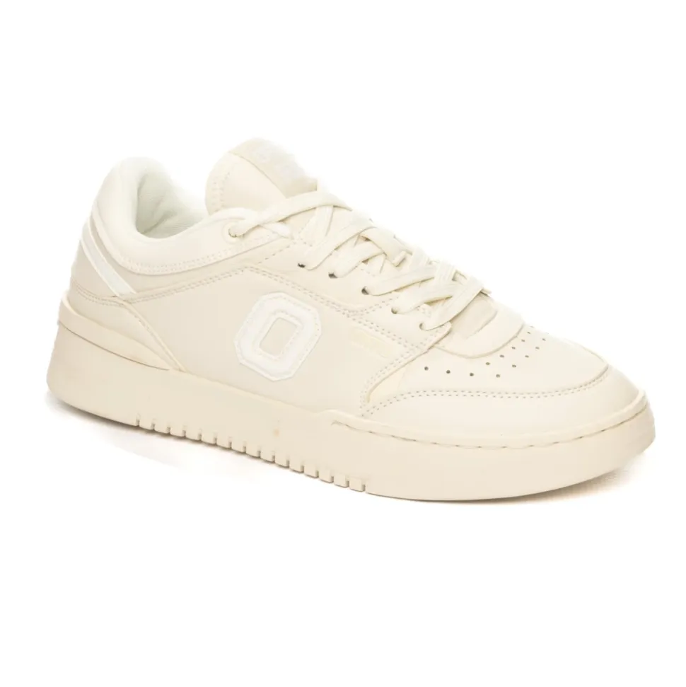 Eclipse Sneaker