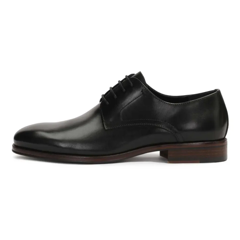 Elegante zwarte herenschoenen voor pak