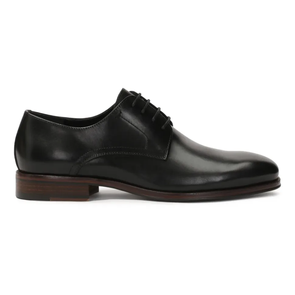 Elegante zwarte herenschoenen voor pak