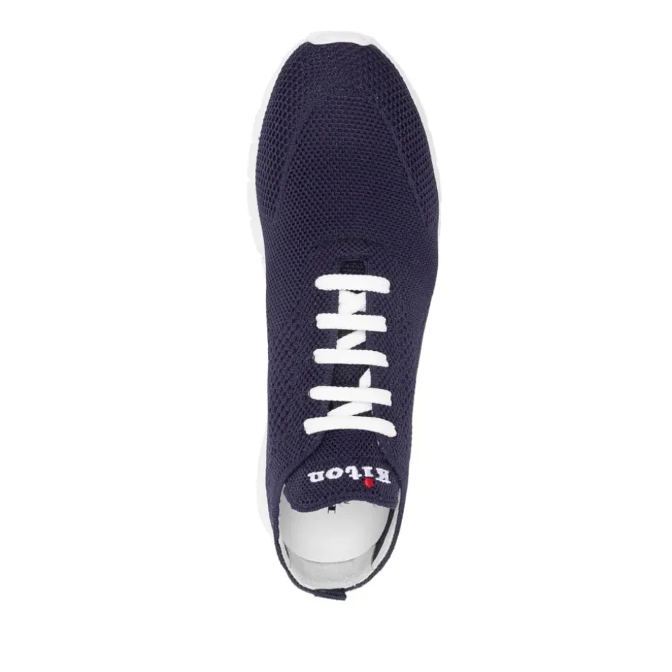 FIT Sneakers