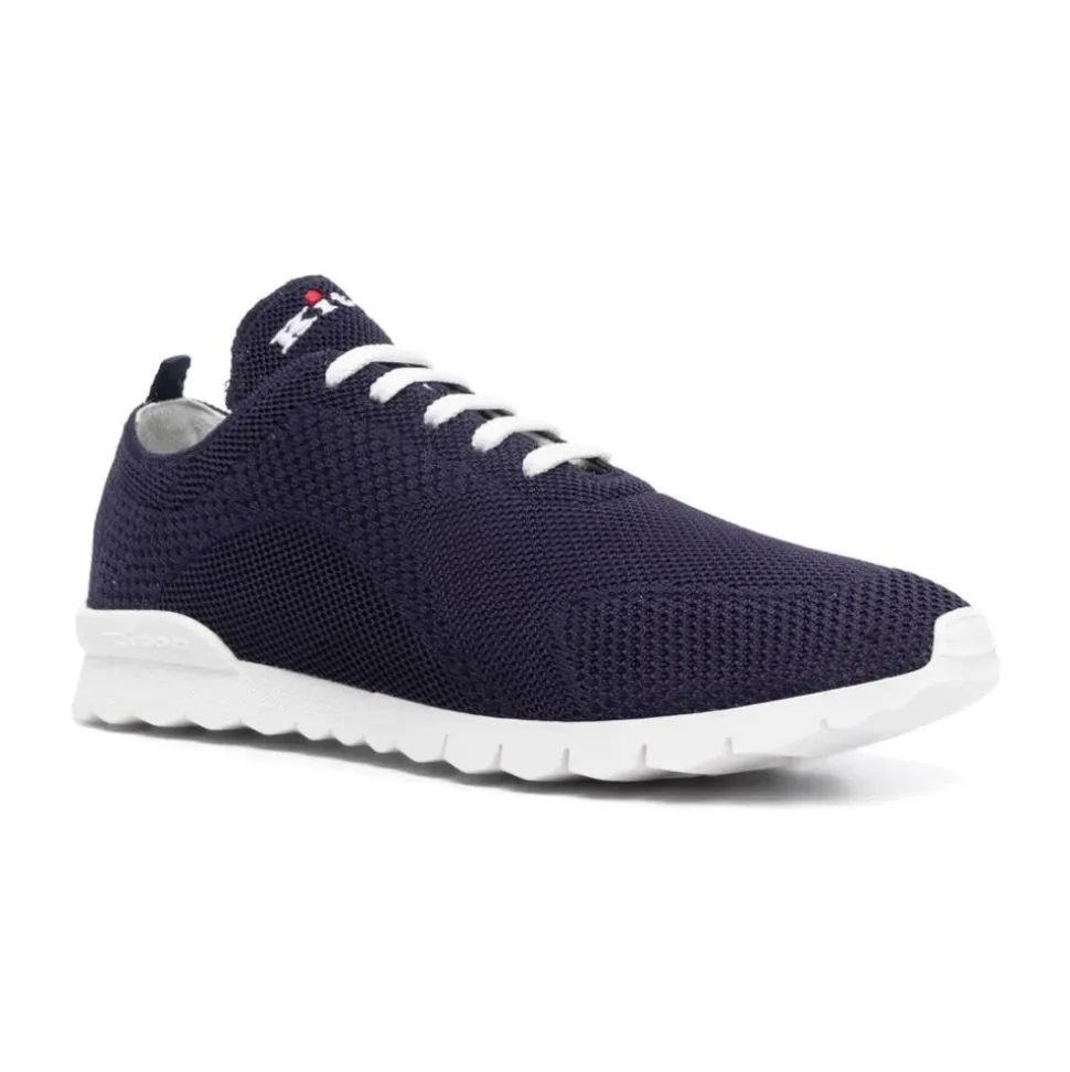 FIT Sneakers