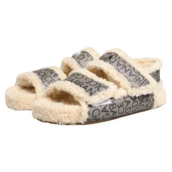 Flats Sandalen