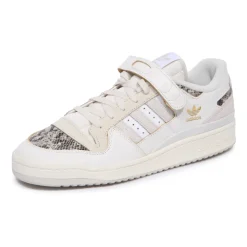 Forum 84 Lage Schoenen