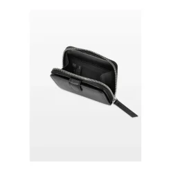 Four Stitches Wallet