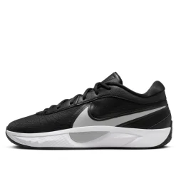 FREAK 6 Basketbalschoenen