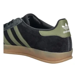 Gazelle Indoor