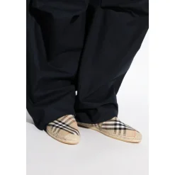 Gestreepte schoenen