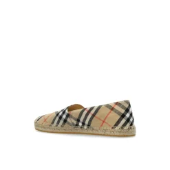 Gestreepte schoenen