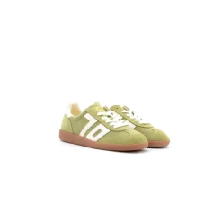 Ghost Sneaker