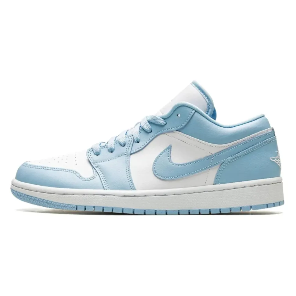 Ice Blue Lage Top Basketbalsneaker