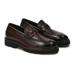 Instap halfschoenen op een dikke zool