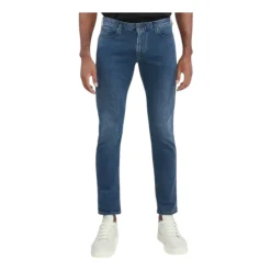 J06 Slim-fit Jeans