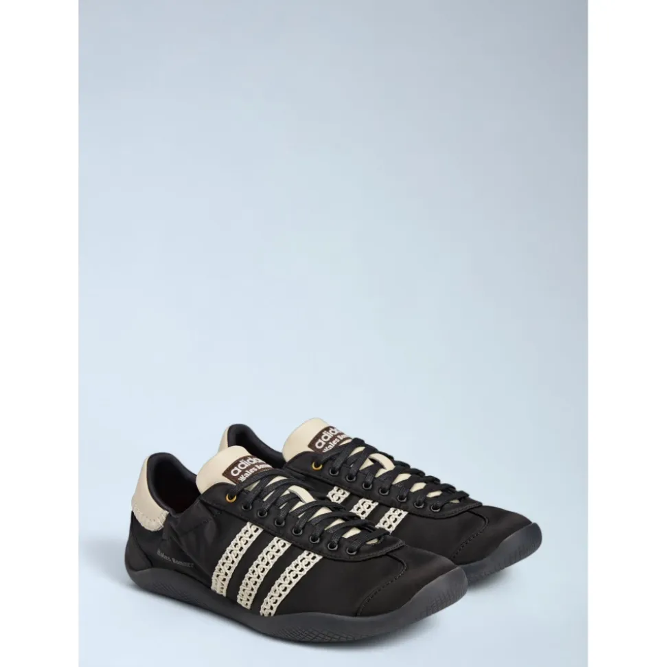 Karintha Low Satin Sneakers