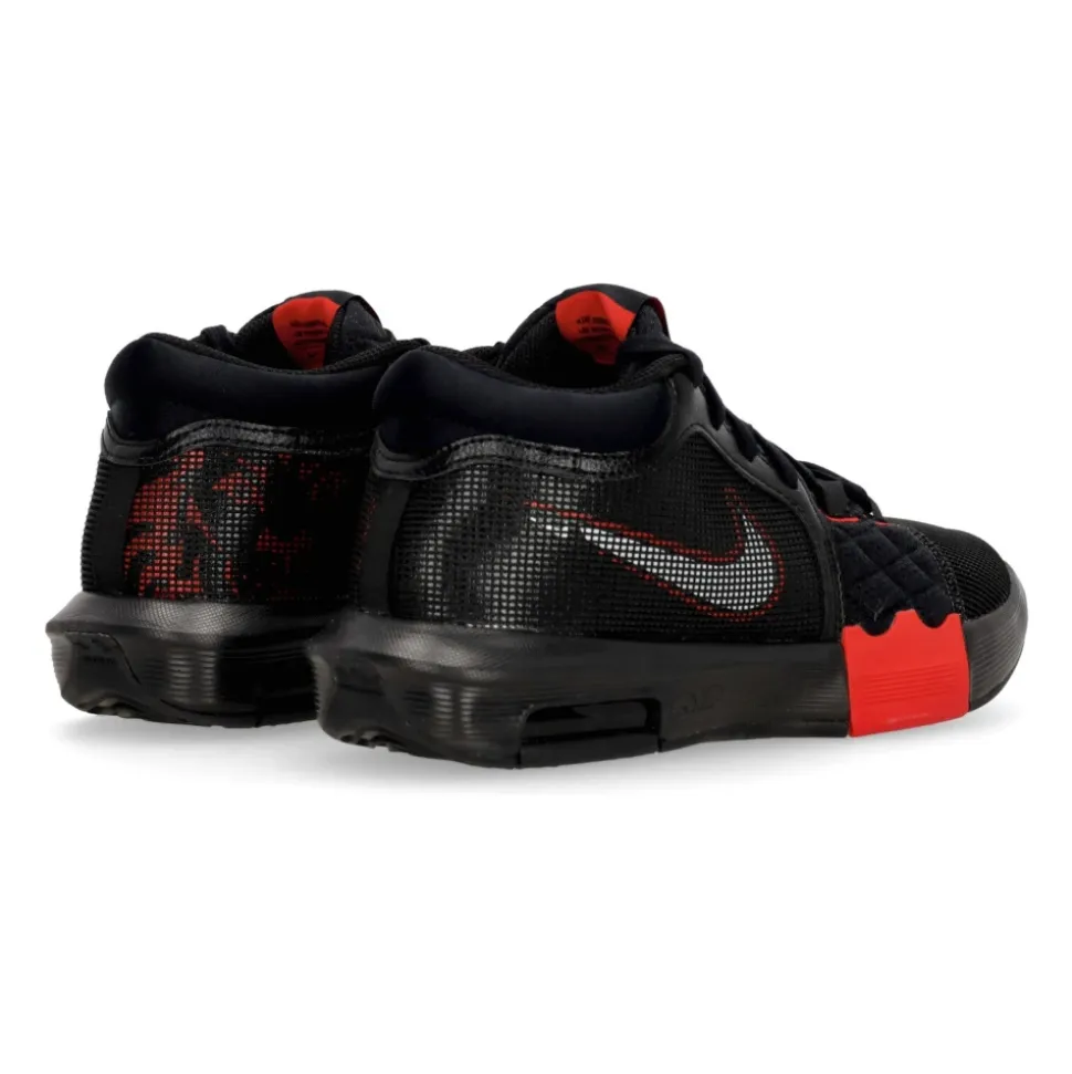 Lebron Witness VIII Basketbalschoenen