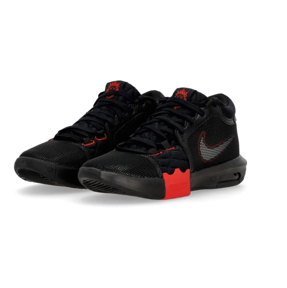 Lebron Witness VIII Basketbalschoenen