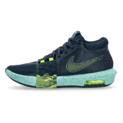 LeBron Witness VIII Basketballschoen