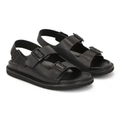 Leren sandalen met metalen gesp